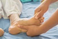 How Aging Can Affect the Feet